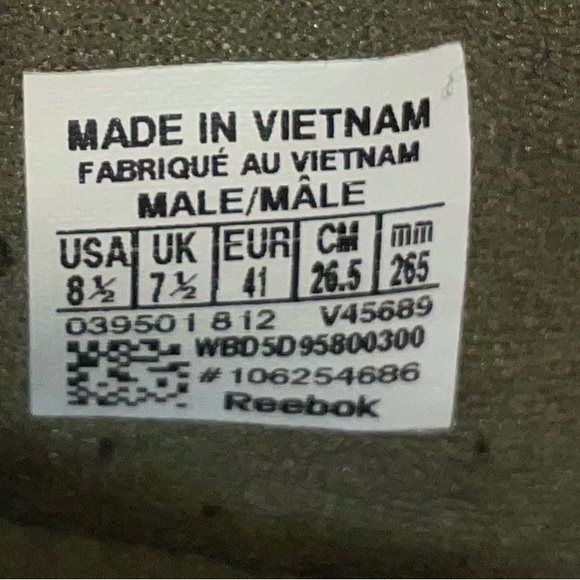 Men’s Reebok Shoes - Picture 4 of 4